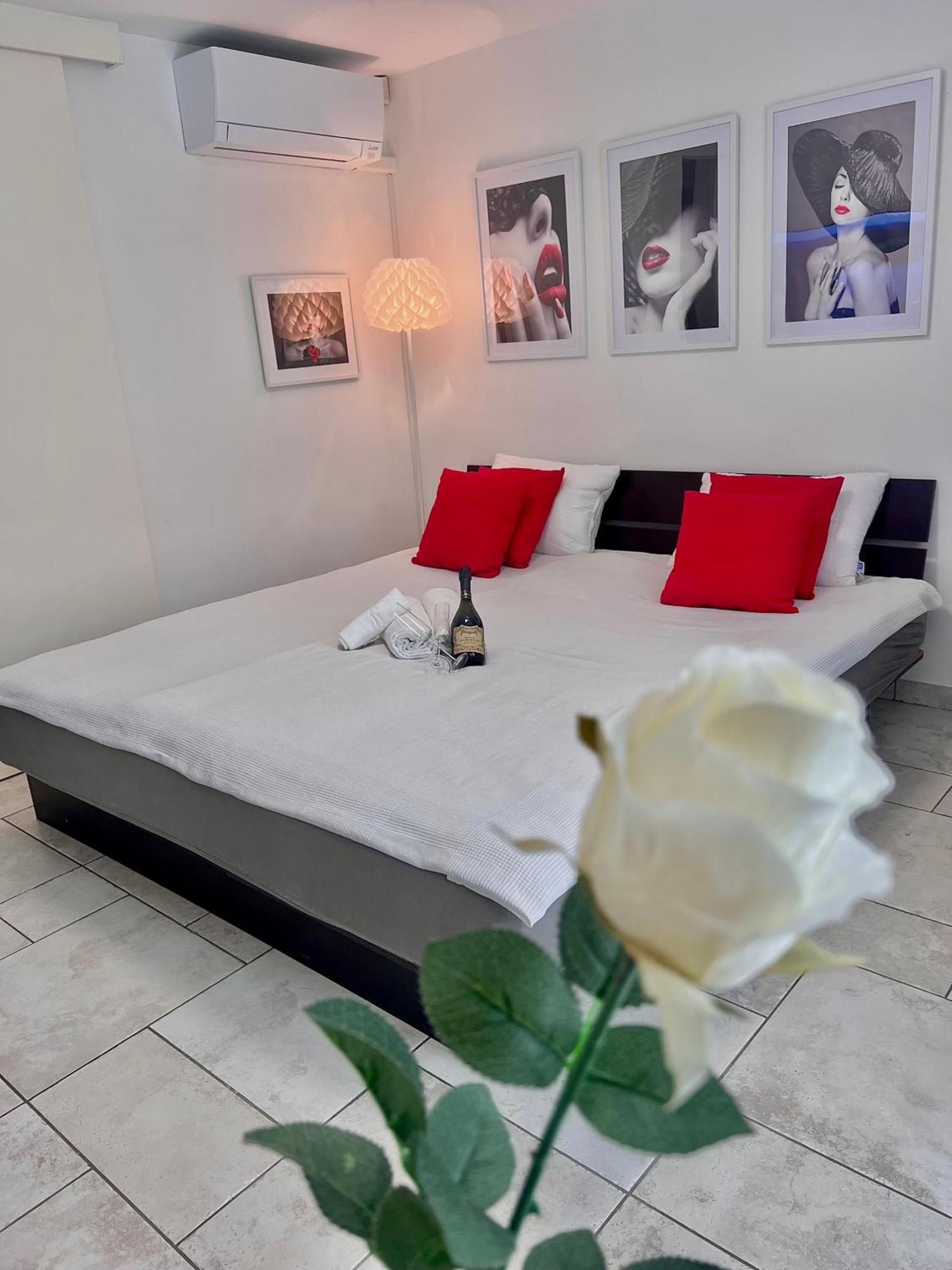 Anabella Apartment イゾラ エクステリア 写真