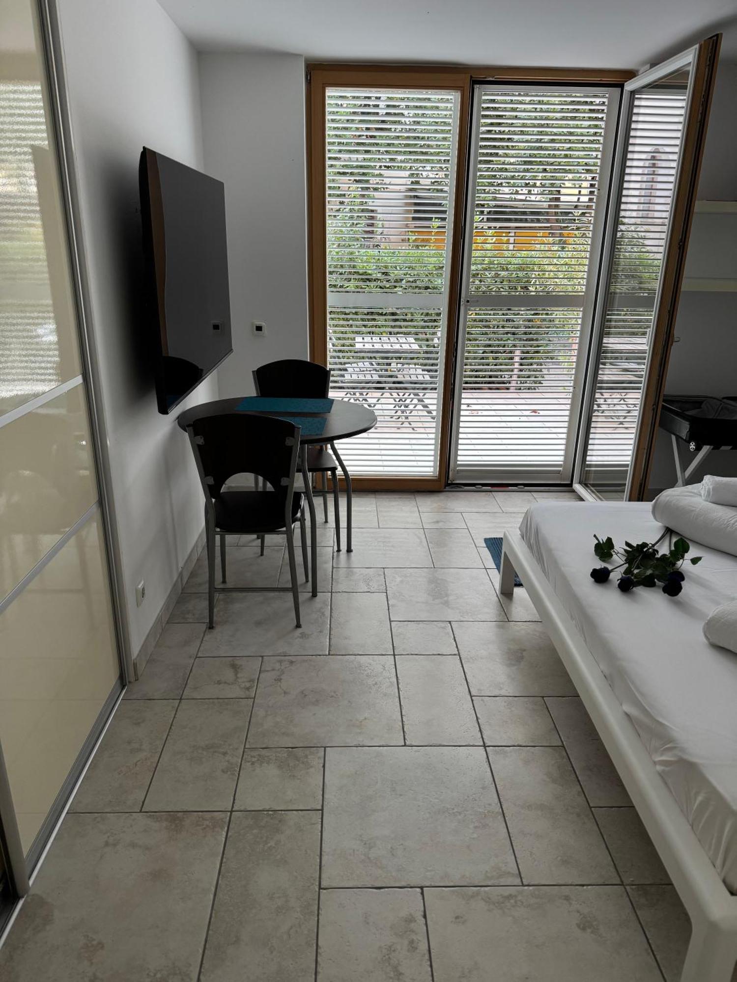 Anabella Apartment イゾラ エクステリア 写真